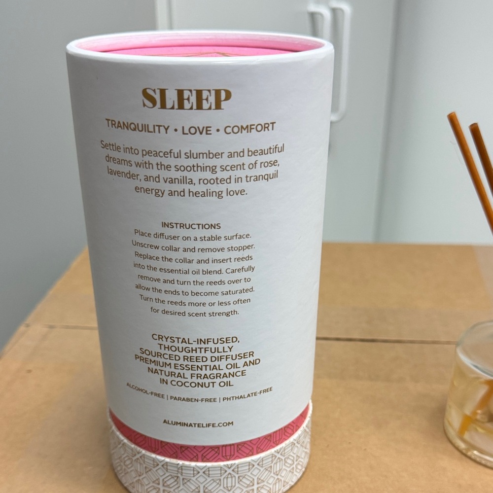 Sleep Reed Diffuser - Pink and Gold - Picture 2 of 3